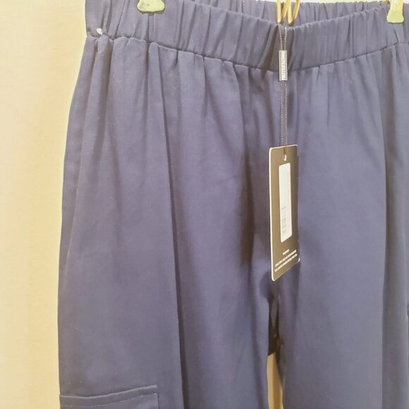 PrettyLittleThings Blue Casual Pants for Women size 6 - Picture 2 of 10